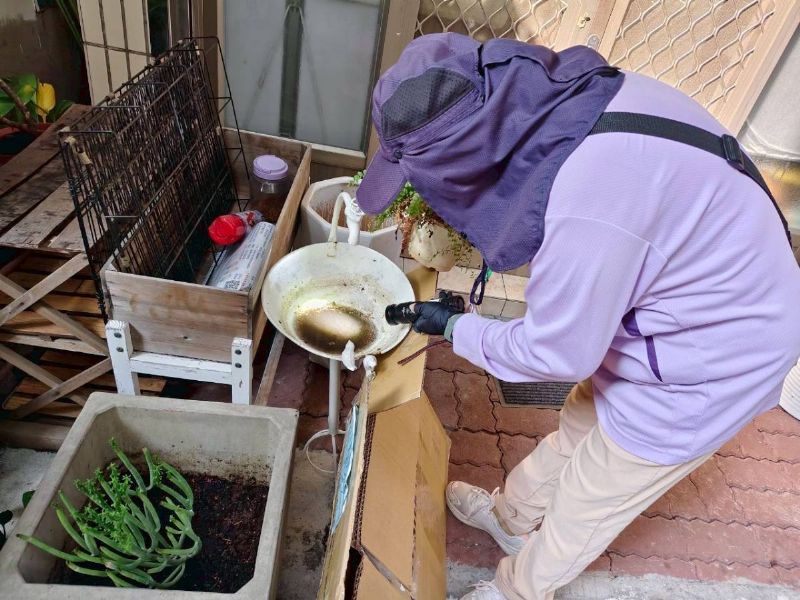 監測人員社區環境病媒蚊孶生源巡查